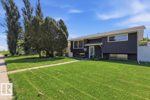4507 46 Avenue, Wetaskiwin, AB 