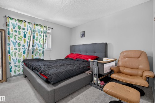 9110 Scott Crescent, Edmonton, AB 