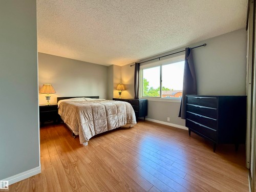 5107 146 Avenue, Edmonton, AB 