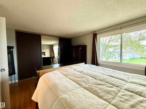 5107 146 Avenue, Edmonton, AB 