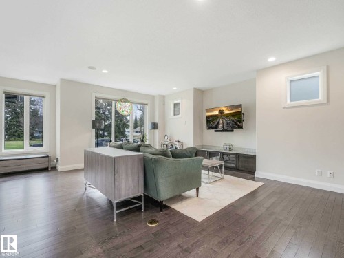 9330 83 Street, Edmonton, AB 