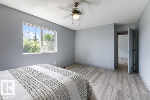 26 North Ridge Drive, St. Albert, AB - Indoor Photo Showing Bedroom