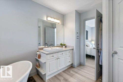 26 North Ridge Drive, St. Albert, AB - Indoor Photo Showing Bathroom