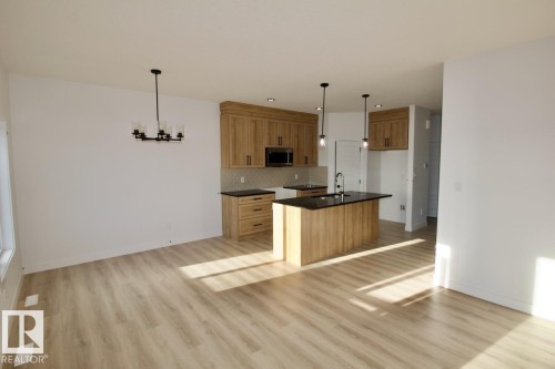 Upper 8857 Carson Way Sw, Edmonton, AB 