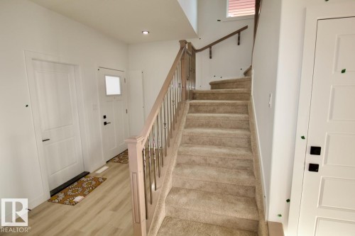 Upper 8857 Carson Way Sw, Edmonton, AB 