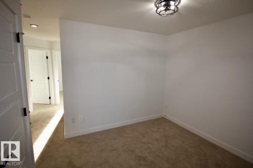 Upper 8857 Carson Way Sw, Edmonton, AB 