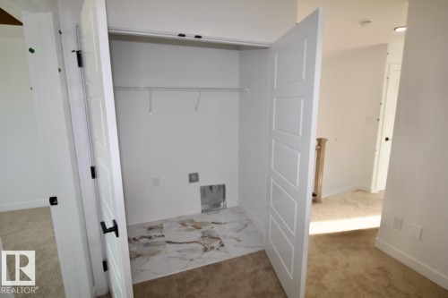Upper 8857 Carson Way Sw, Edmonton, AB 