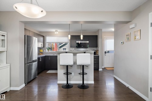 1922 74 Street, Edmonton, AB 