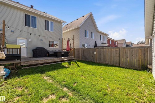 1922 74 Street, Edmonton, AB 