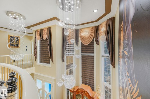 1511 68 Street Sw, Edmonton, AB - Indoor Photo Showing Other Room
