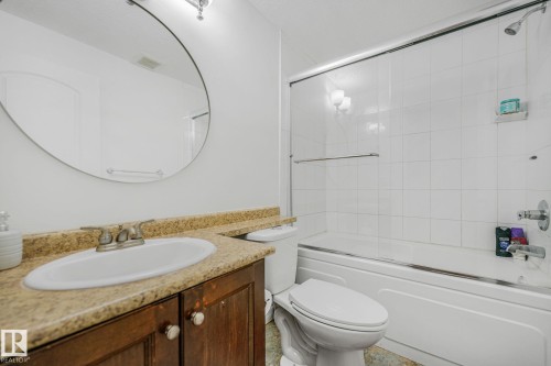 1511 68 Street Sw, Edmonton, AB - Indoor Photo Showing Bathroom