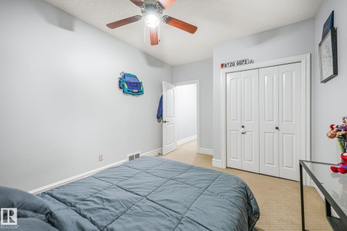 1511 68 Street Sw, Edmonton, AB - Indoor Photo Showing Bedroom