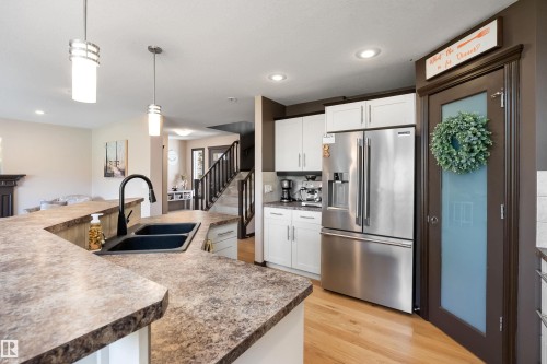12 Henderson Bay, Spruce Grove, AB - Indoor Photo Showing Kitchen With Double Sink With Upgraded Kitchen