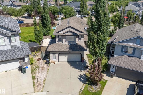 12 Henderson Bay, Spruce Grove, AB - Outdoor