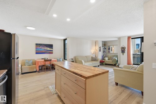 601 10125 109 Street, Edmonton, AB 