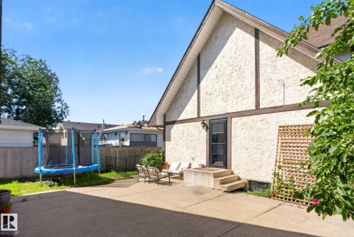 7819 22 Avenue, Edmonton, AB 