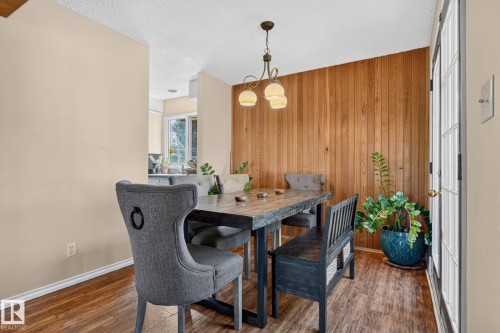 7819 22 Avenue, Edmonton, AB 