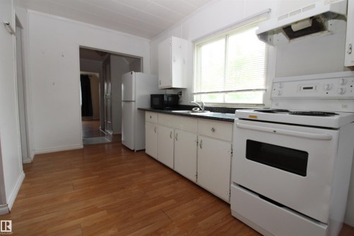 9736 107 Street, Westlock, AB 