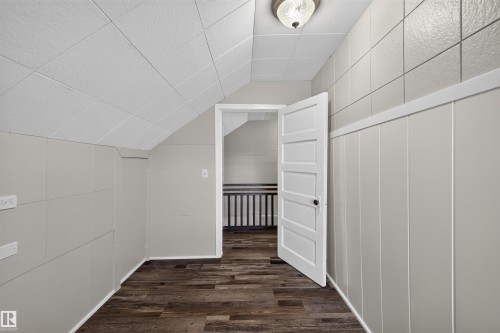 4904 49 Street, Vimy, AB 