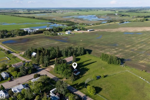 4904 49 Street, Vimy, AB 