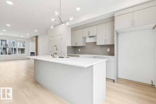 7524 Klapstein Link Link, Edmonton, AB 