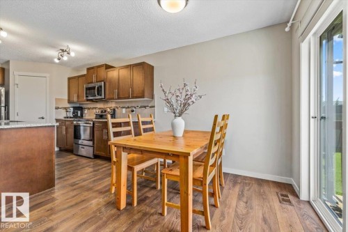 7281 Armour Crescent, Edmonton, AB 