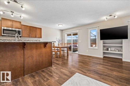 7281 Armour Crescent, Edmonton, AB 