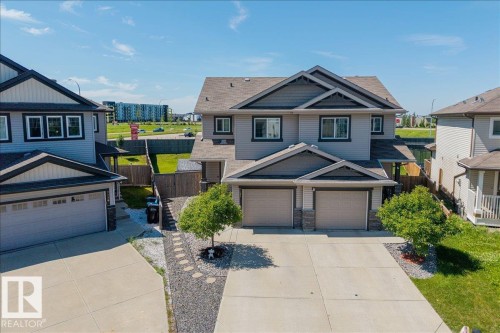 7281 Armour Crescent, Edmonton, AB 