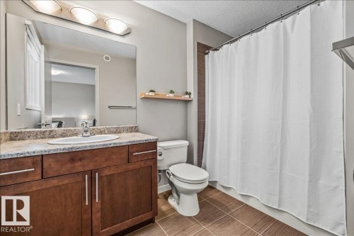 7281 Armour Crescent, Edmonton, AB 