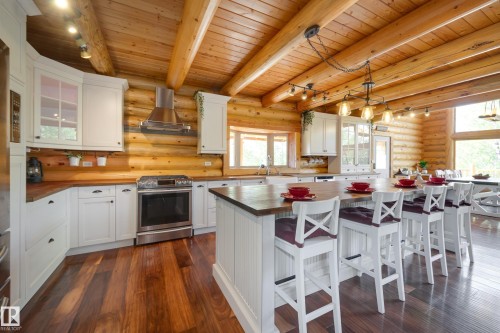3-54227 Rge Road 275, Rural Sturgeon County, AB - Indoor Photo Showing Kitchen With Upgraded Kitchen
