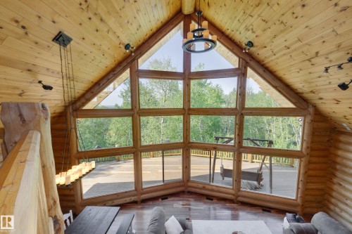 3-54227 Rge Road 275, Rural Sturgeon County, AB - Indoor Photo Showing Other Room