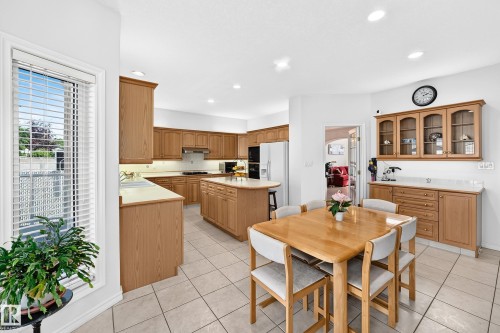 8820 158 Avenue, Edmonton, AB 
