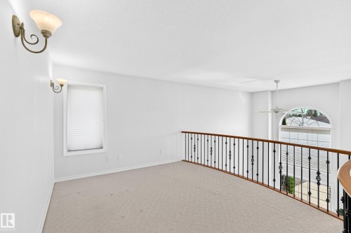 8820 158 Avenue, Edmonton, AB 