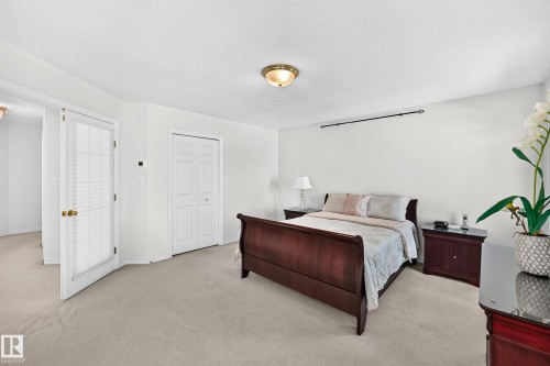 8820 158 Avenue, Edmonton, AB 