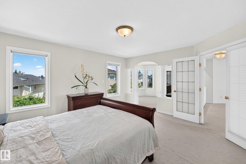 8820 158 Avenue, Edmonton, AB 