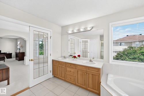 8820 158 Avenue, Edmonton, AB 