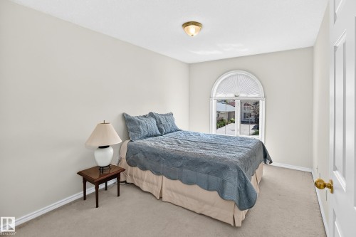 8820 158 Avenue, Edmonton, AB 