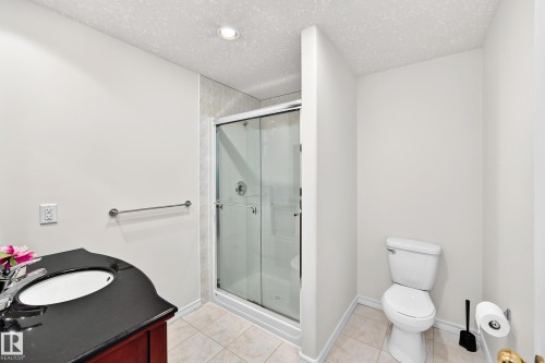 8820 158 Avenue, Edmonton, AB 