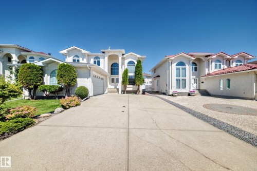 8820 158 Avenue, Edmonton, AB 
