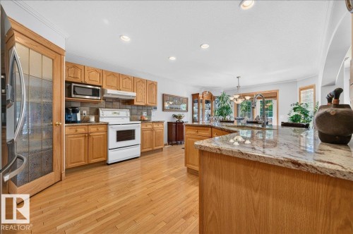 19043 49 Avenue, Edmonton, AB 