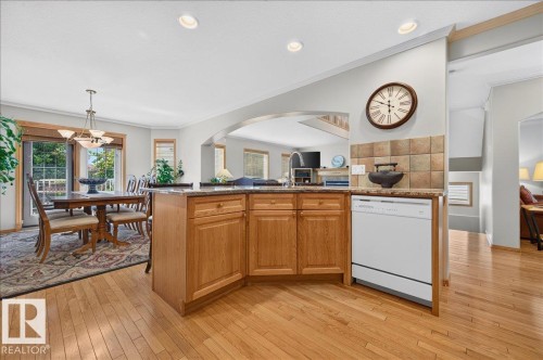 19043 49 Avenue, Edmonton, AB 