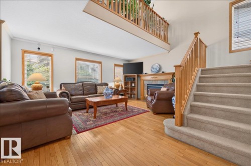 19043 49 Avenue, Edmonton, AB 