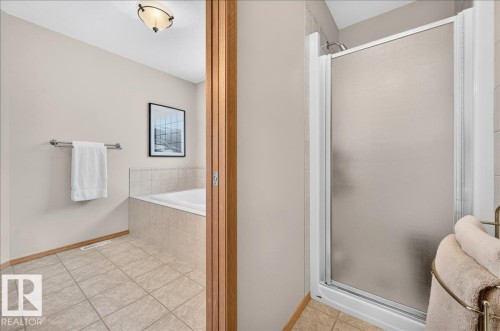 19043 49 Avenue, Edmonton, AB 