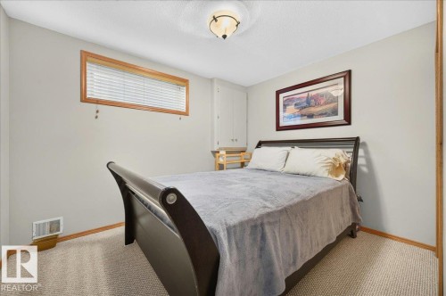 19043 49 Avenue, Edmonton, AB 