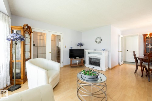 2309 Millbourne Road W, Edmonton, AB 