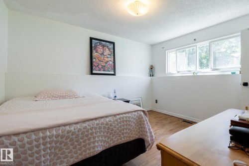 2309 Millbourne Road W, Edmonton, AB 