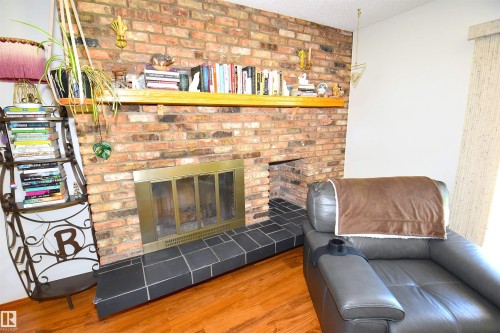 58 Wilson Crescent, Sherwood Park, AB - Indoor With Fireplace