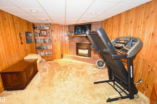58 Wilson Crescent, Sherwood Park, AB - Indoor Photo Showing Other Room