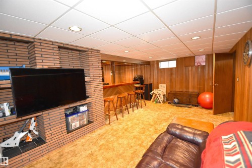58 Wilson Crescent, Sherwood Park, AB - Indoor