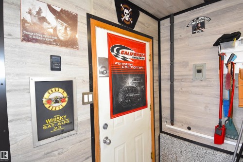 58 Wilson Crescent, Sherwood Park, AB - Indoor Photo Showing Other Room
